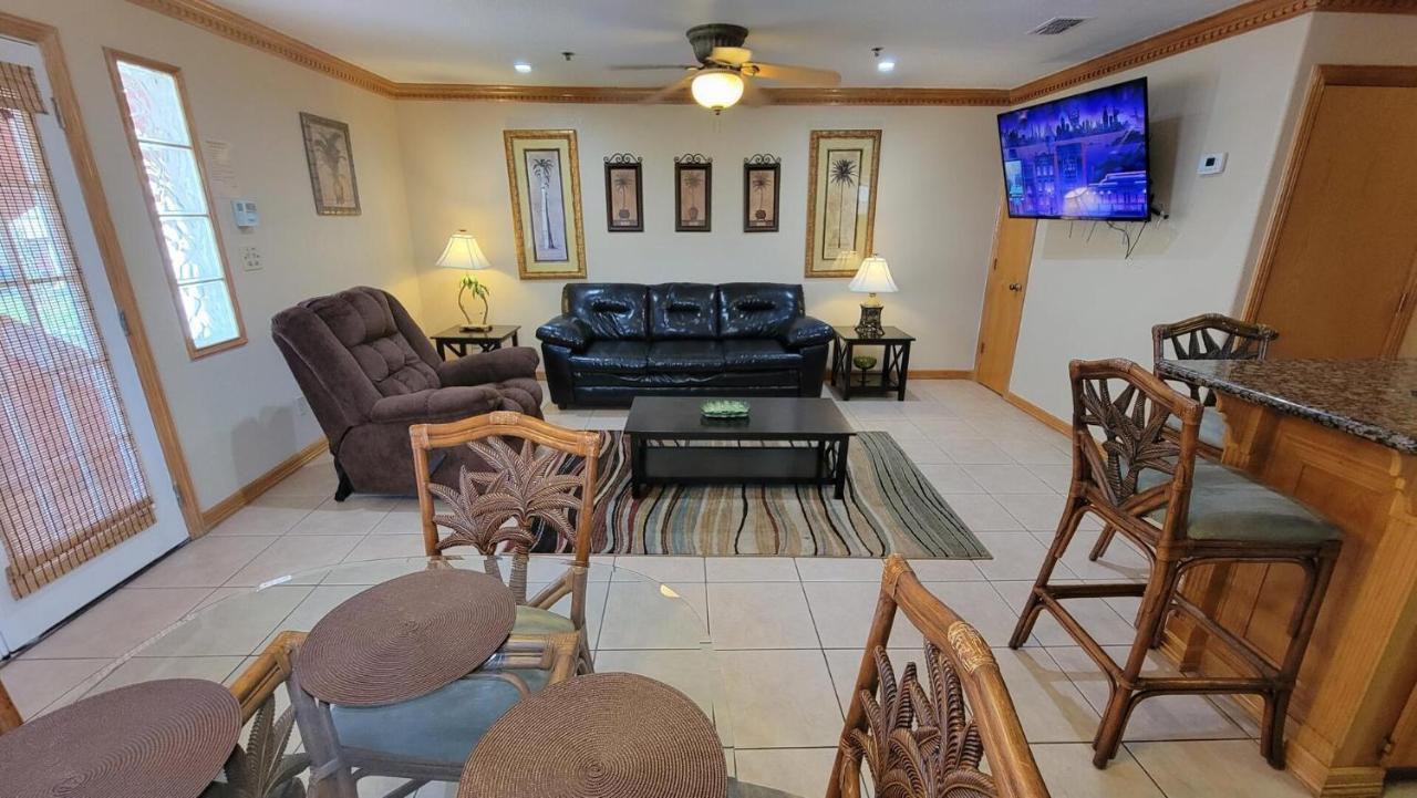 Cozy 2 Bedroom With Big Pool - Campeche Triplex Unit C Home South Padre Island Exteriör bild