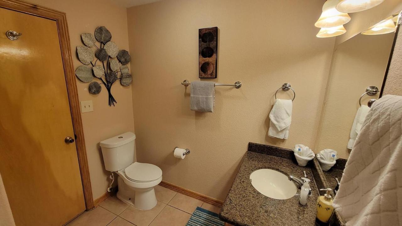 Cozy 2 Bedroom With Big Pool - Campeche Triplex Unit C Home South Padre Island Exteriör bild