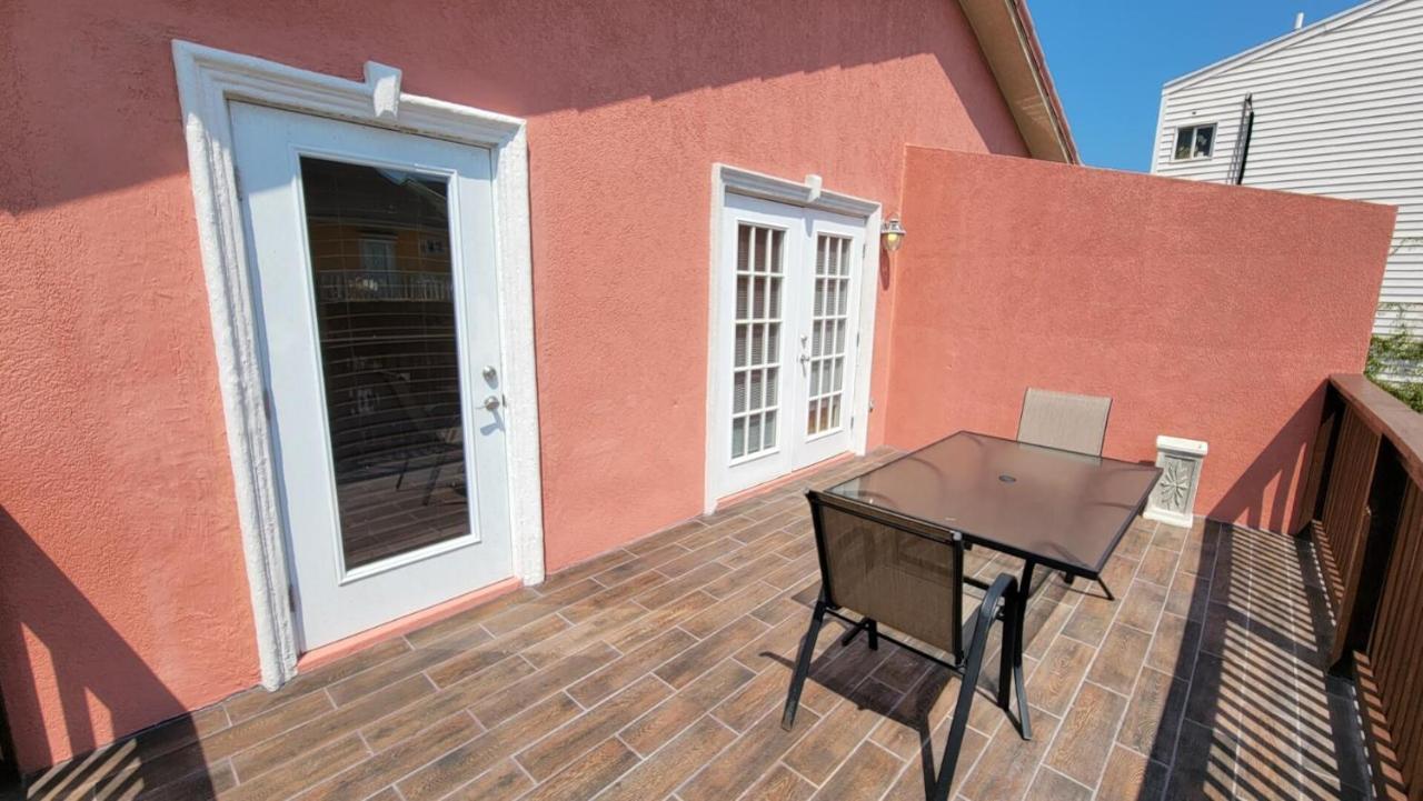 Cozy 2 Bedroom With Big Pool - Campeche Triplex Unit C Home South Padre Island Exteriör bild