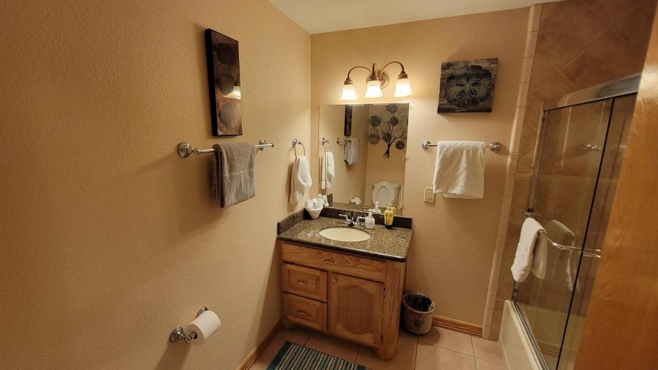 Cozy 2 Bedroom With Big Pool - Campeche Triplex Unit C Home South Padre Island Exteriör bild